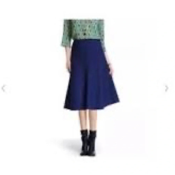 Cabi Textured Tulip Skirt in Patriot Blue - Size 4 - Picture 1 of 8